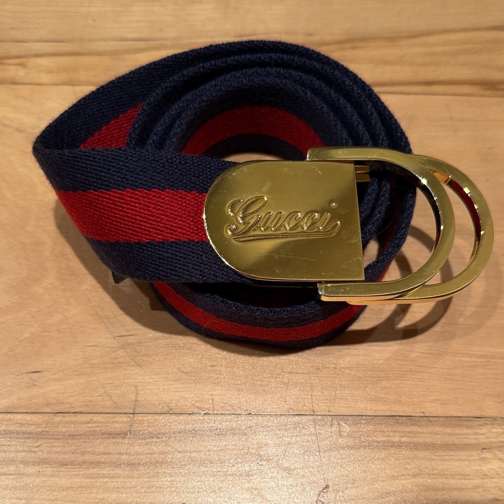 GUCCI red/blue belt with web motif and Gucci buckle in gold
